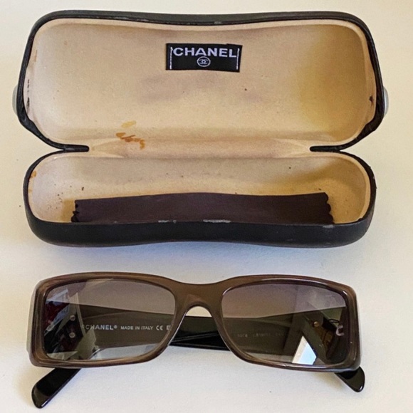 Vintage Chanel Sunglasses - Picture 2 of 4